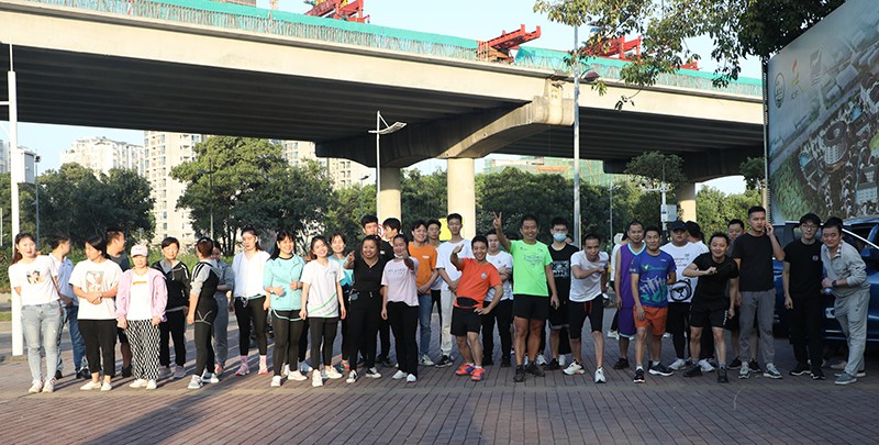 6gongli-800.jpg 好球体育6公里长跑